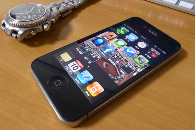 iPhone4 Black 32GBの写真