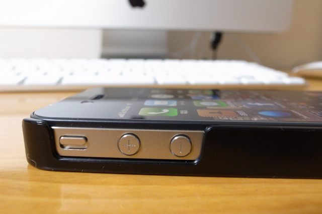 iPhone4ケース　ハードプロテクト特殊印刷カバー（携帯ケース）【050　ヘビ柄（黒）】の写真