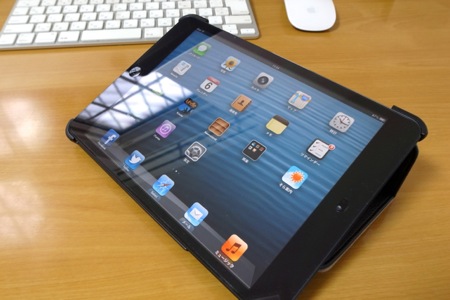iBUFFALO iPad mini レザーケース ブラック BSIPD712LBKの写真