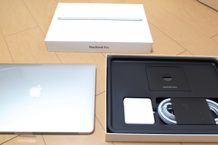 MacBook Pro 15 Retinaの写真