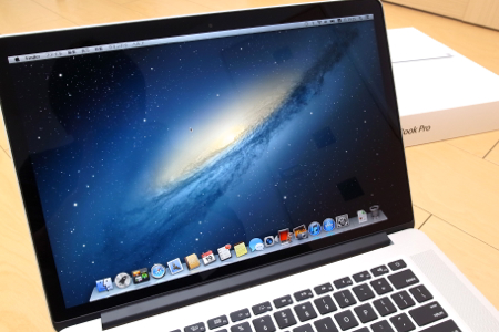MacBook Pro 15 Retinaの写真